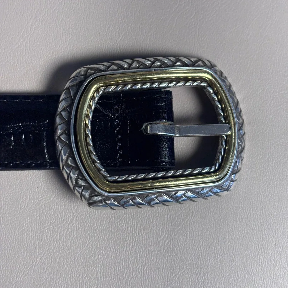 Western Style Black Brown Reversible Leather Belt Silver Tone Buckle Women ML 32